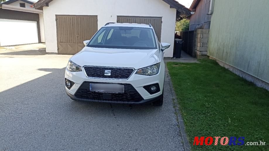 2018' SEAT Arona 1,0 Tsi photo #1