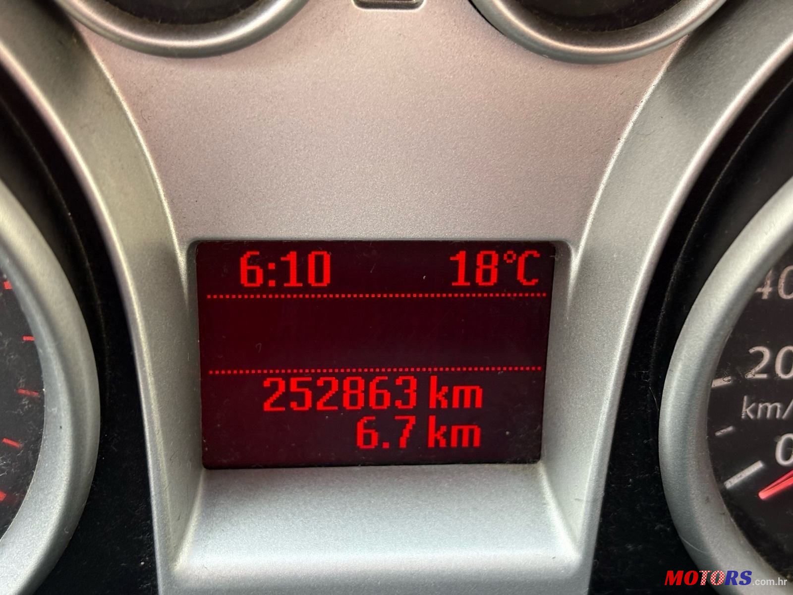 2008' Ford Focus 1,6 photo #1