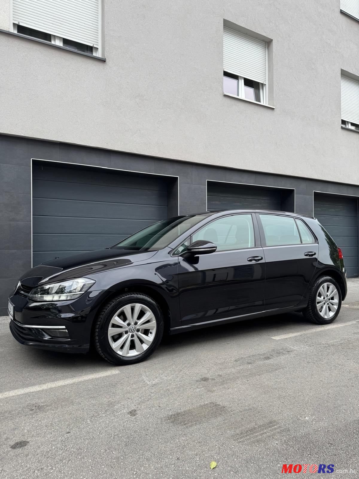2019' Volkswagen Golf VII 1,6 Tdi photo #1