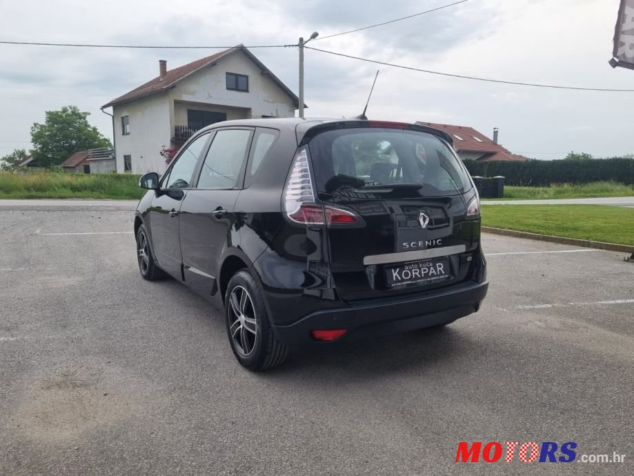 2014' Renault Scenic photo #5