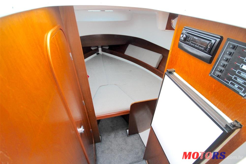 1998' Beneteau Antares 760 photo #7