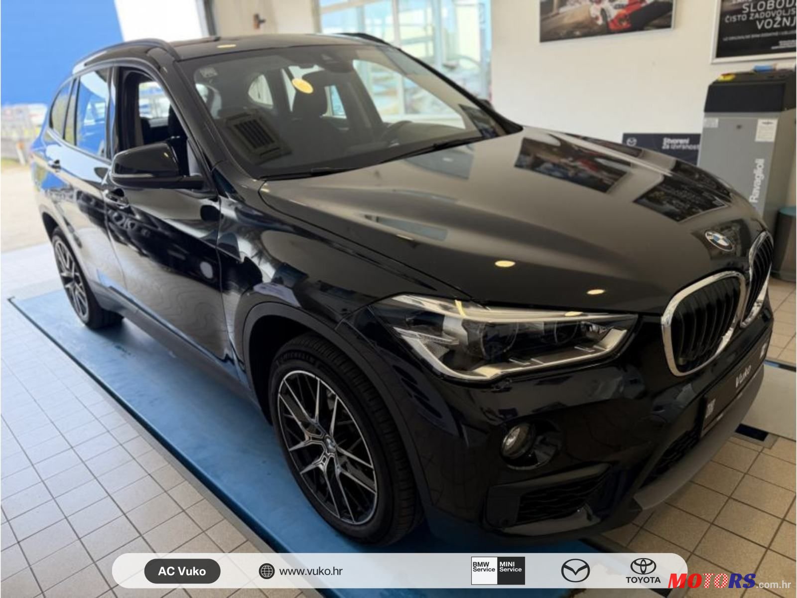 2019' BMW X1 Sdrive18D photo #2