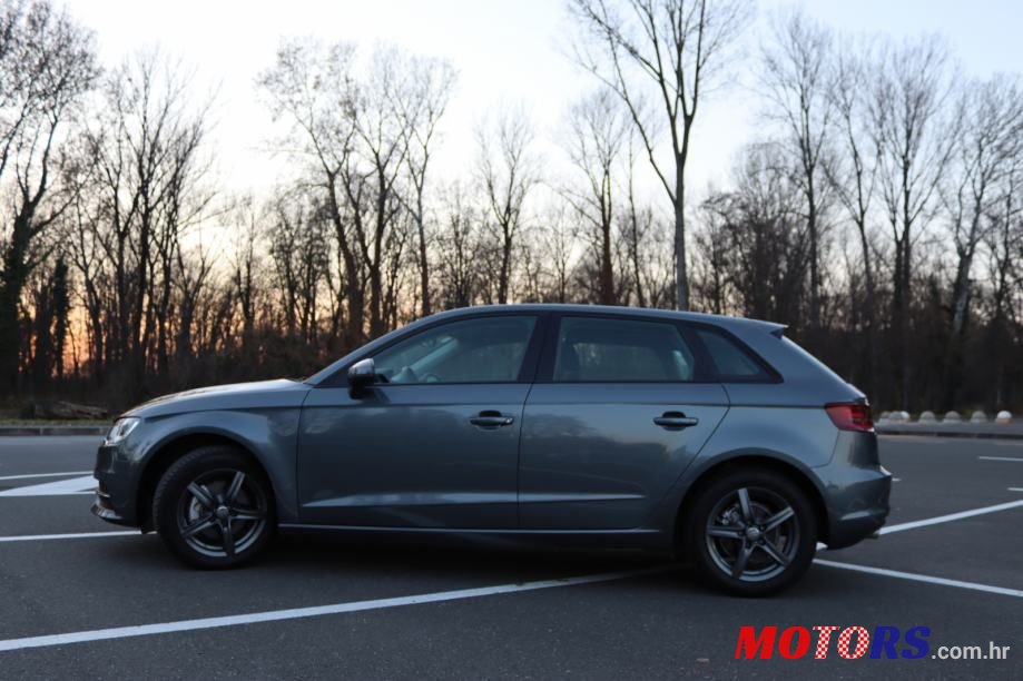 2015' Audi A3 1,6 Tdi photo #4
