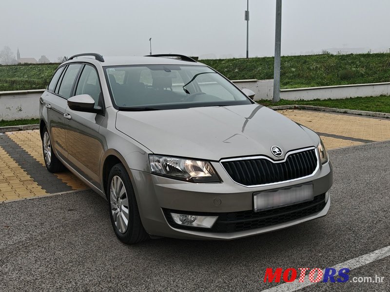 2014' Skoda Octavia Combi photo #2