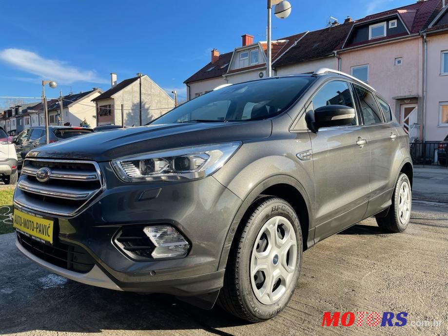 2017' Ford Kuga 2,0 Tdci photo #2