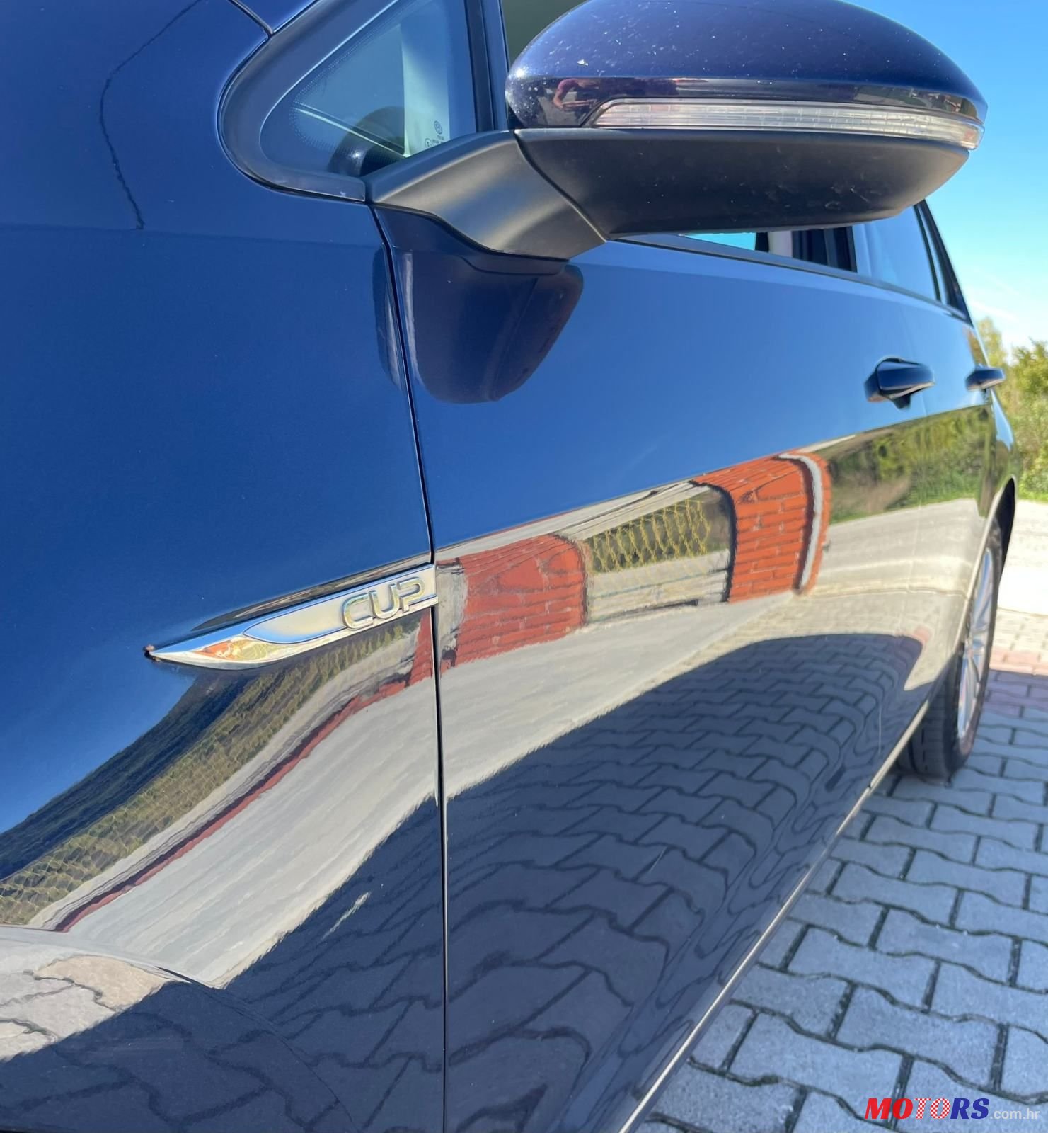 2014' Volkswagen Golf VII 1,6 Tdi Bmt photo #2