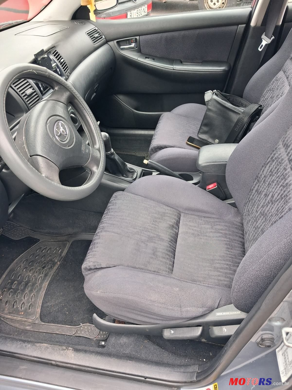 2002' Toyota Corolla 1,6 Vvt Terra A/C photo #3