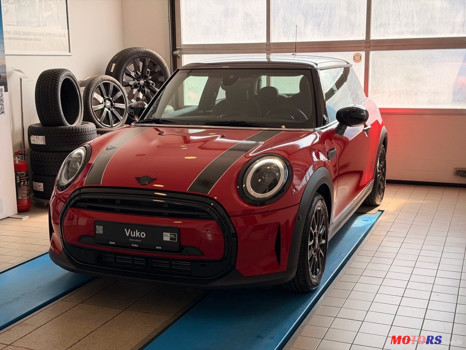 2024' MINI Cooper 3-Vrata F56 photo #3