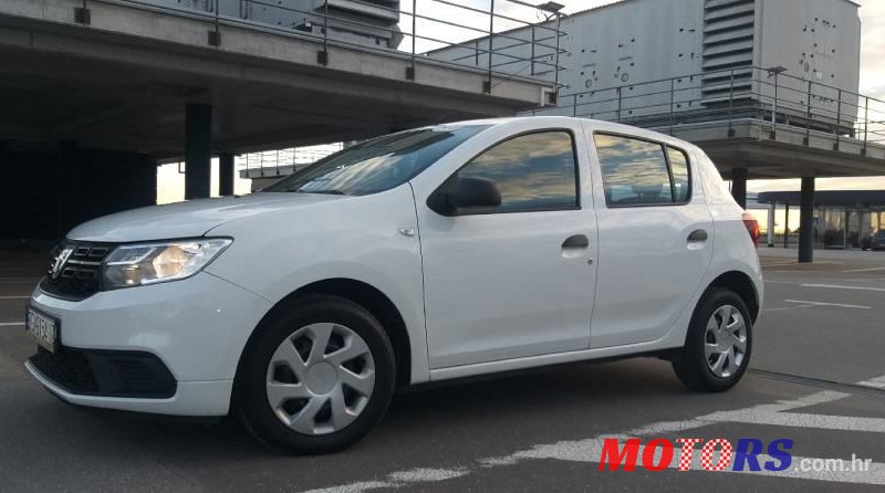 2017' Dacia Sandero 1,0 Sce photo #1