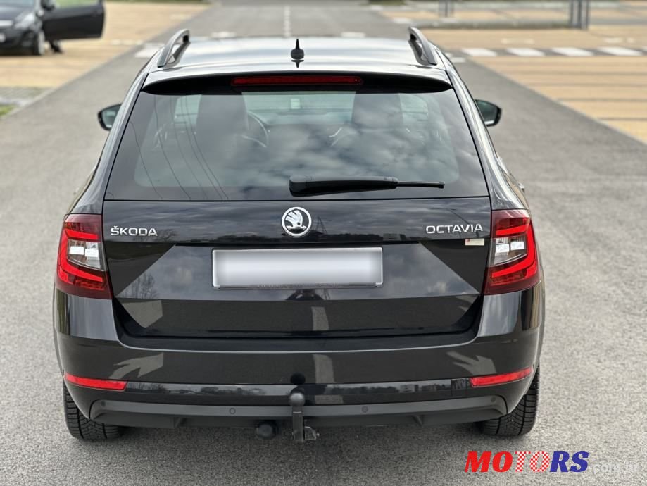 2018' Skoda Octavia Combi photo #6