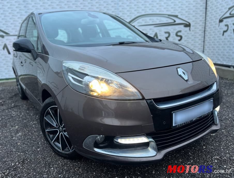 2012' Renault Scenic 1,5 Dci photo #1