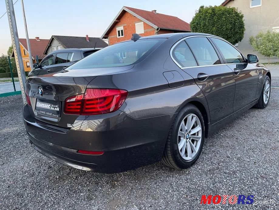 2011' BMW Serija 5 520D photo #5