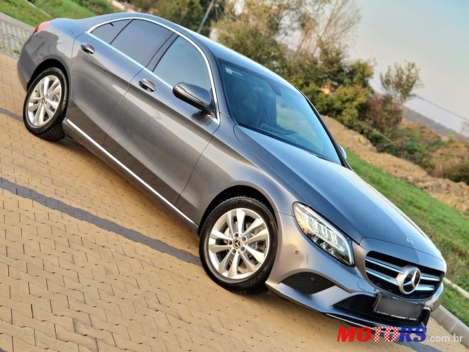2019' Mercedes-Benz C-Klasa 180 D Sport photo #1