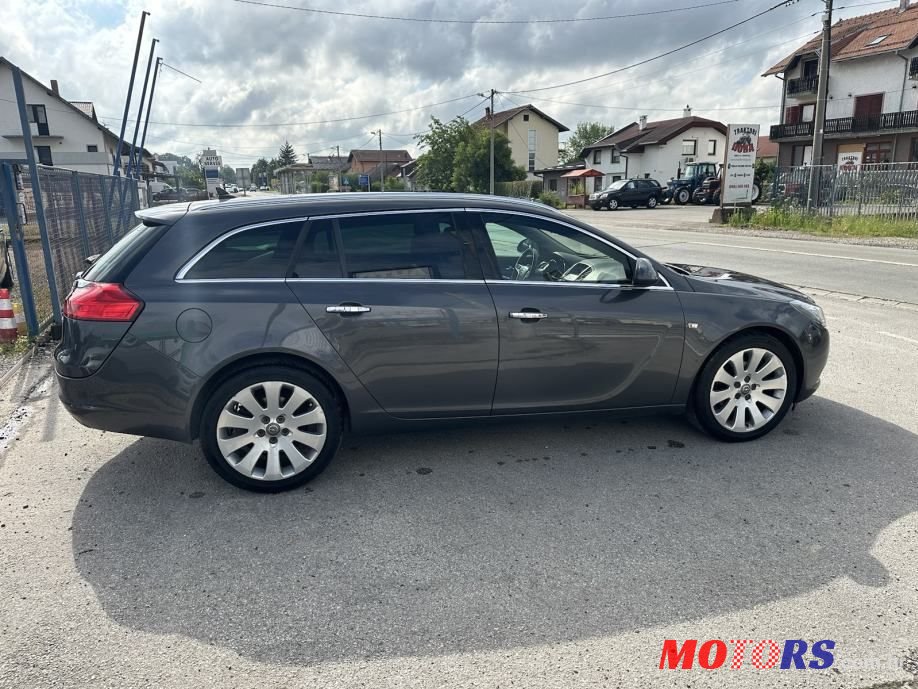 2011' Opel Insignia Karavan photo #6