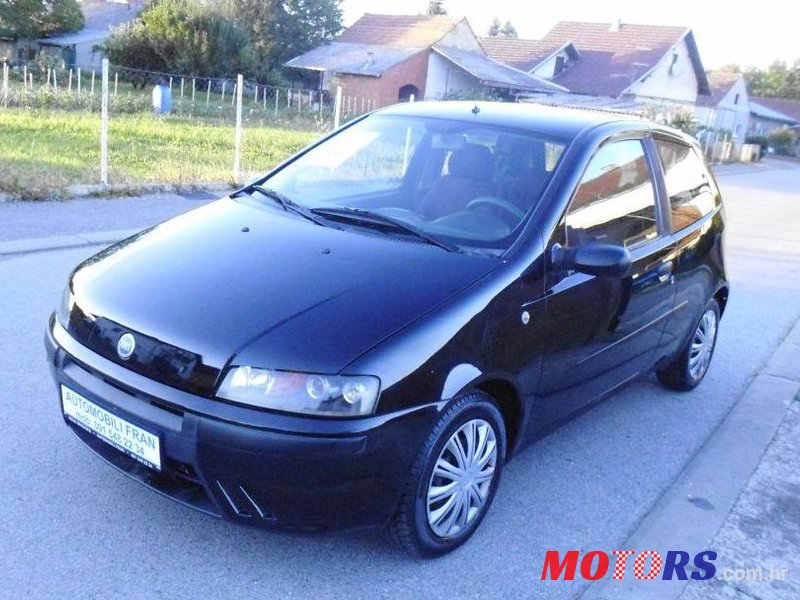 2002' Fiat Punto 1,9 Jtd photo #1