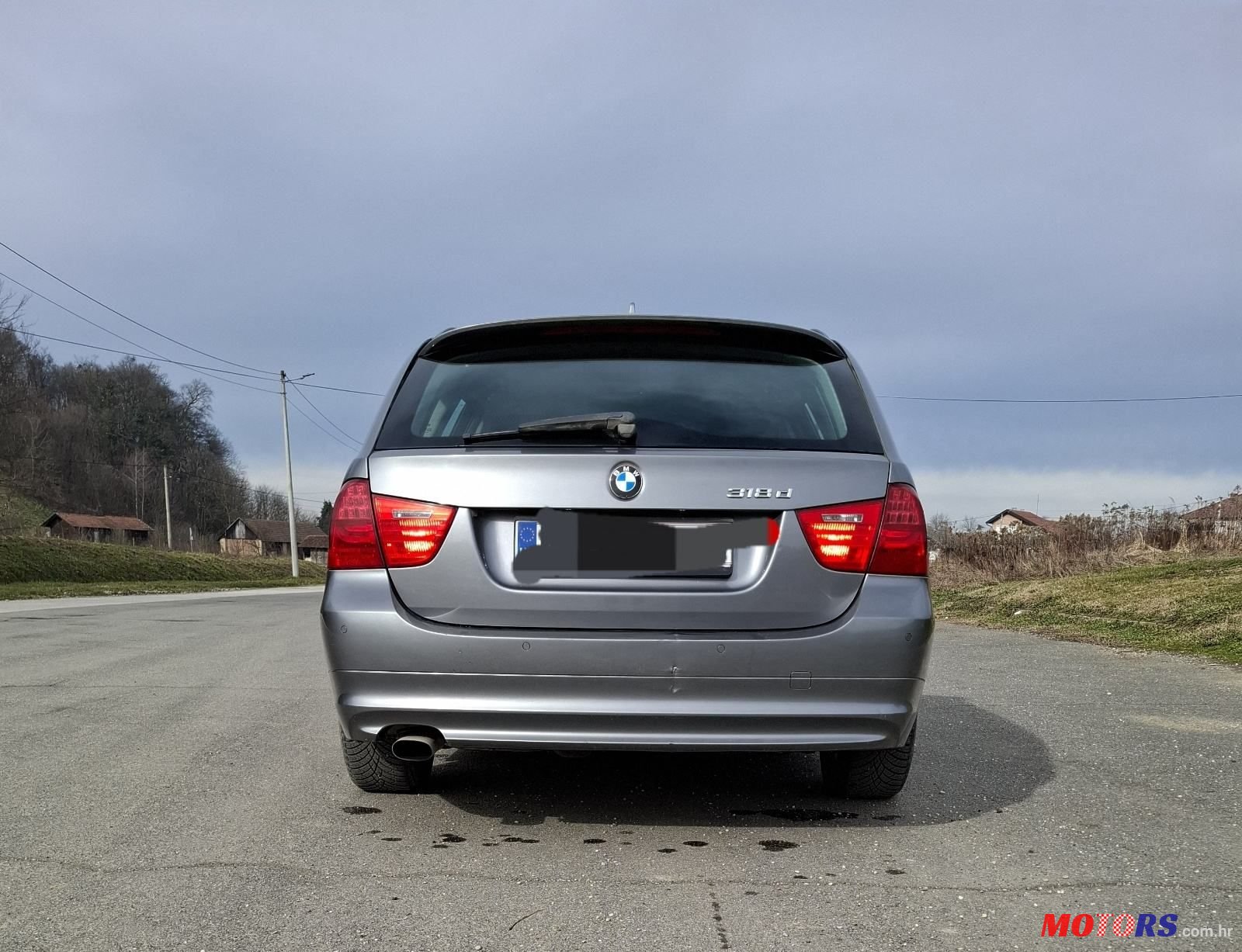 2010' BMW Serija 3 318D photo #2
