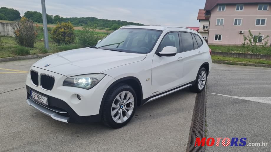 2010' BMW X1 Sdrive18D photo #3