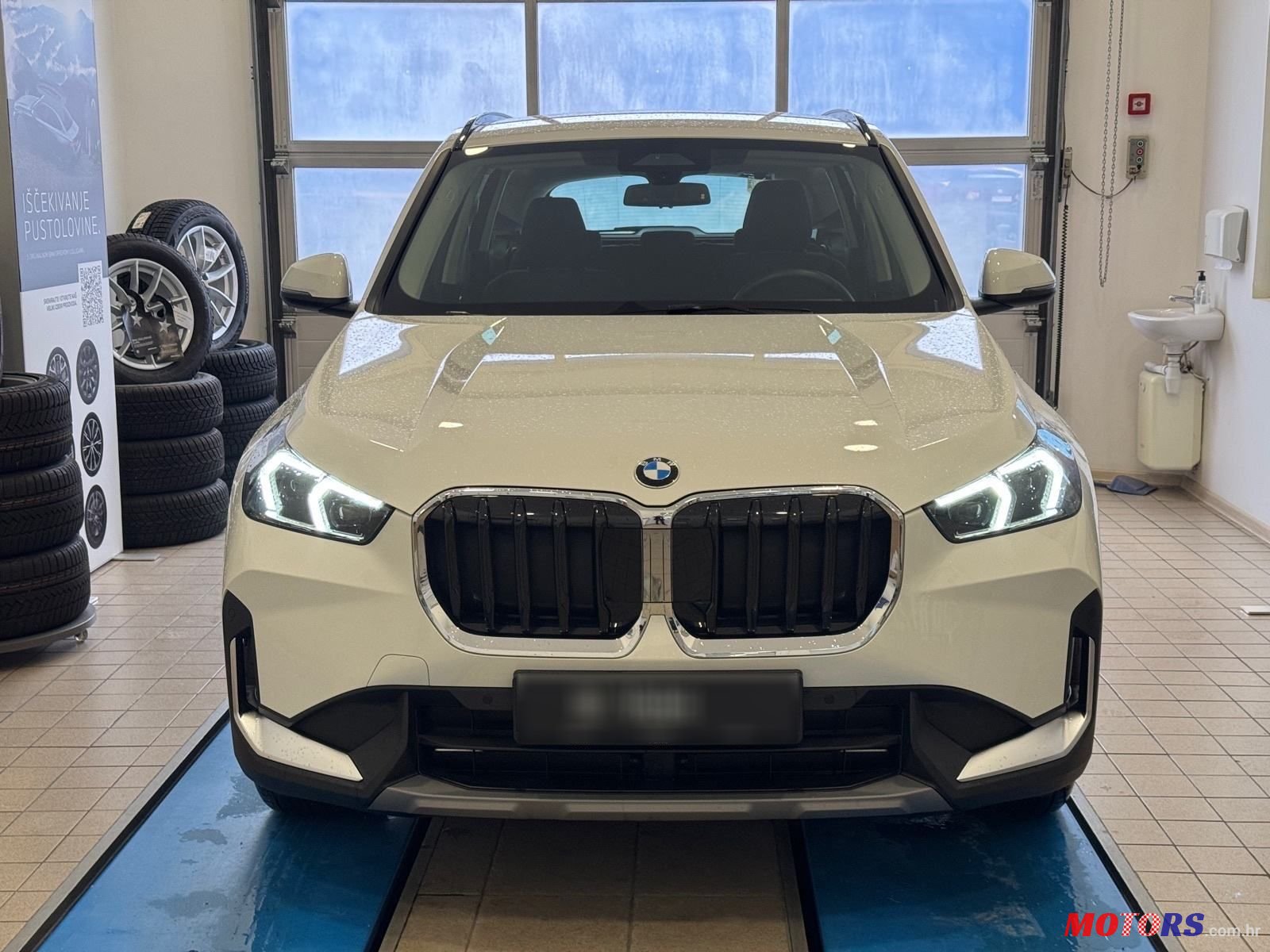 2023' BMW X1 Sdrive18I photo #2