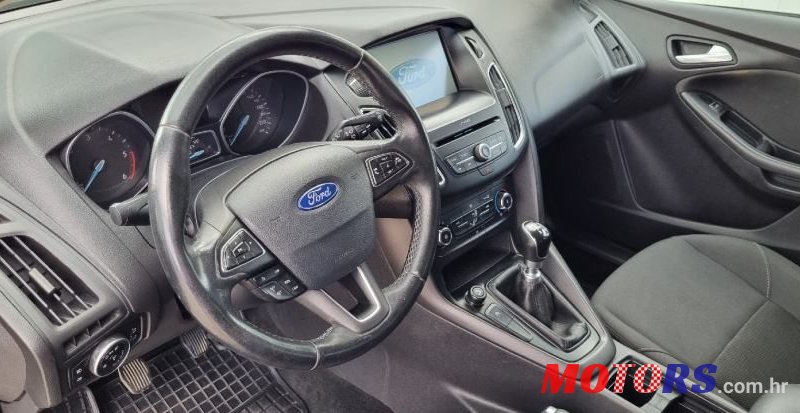 2016' Ford Focus Karavan photo #5