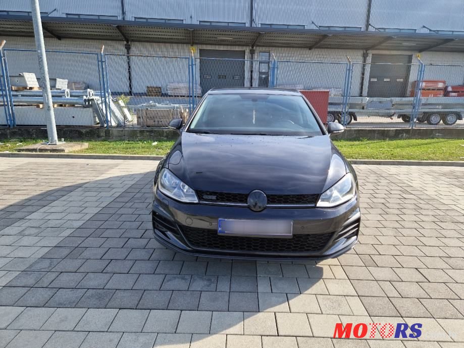 2014' Volkswagen Golf 7 photo #3