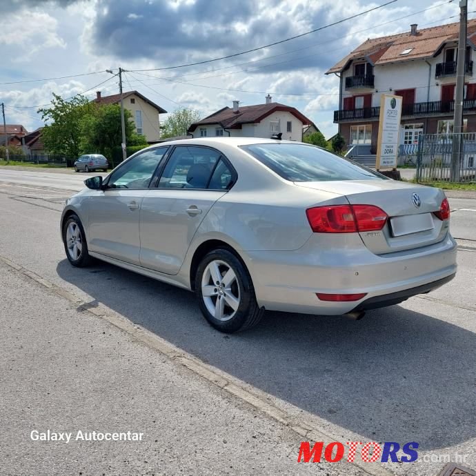 2012' Volkswagen Jetta 1,6 Tdi photo #5