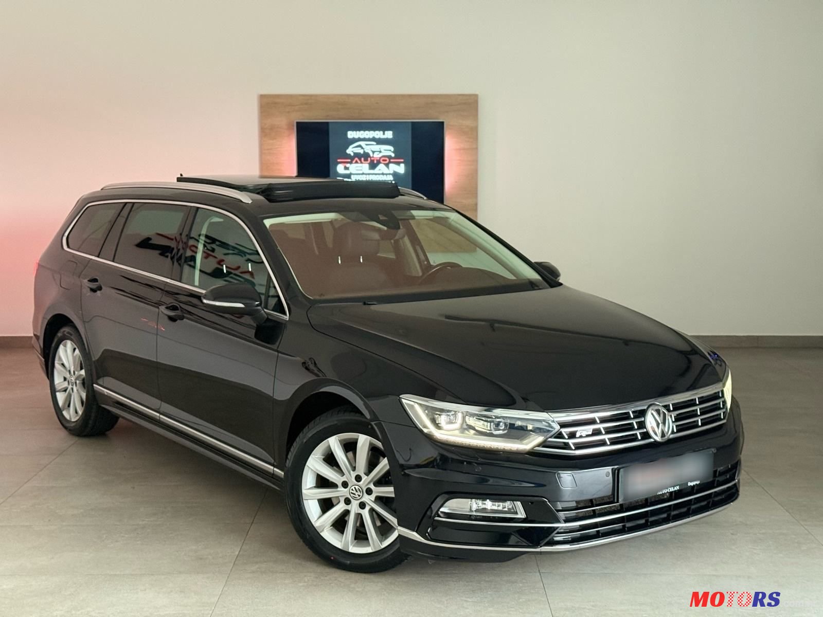 2015' Volkswagen Passat Variant photo #6