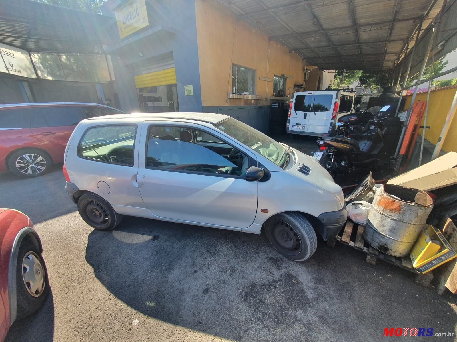 2001' Renault Twingo 1,2 photo #2