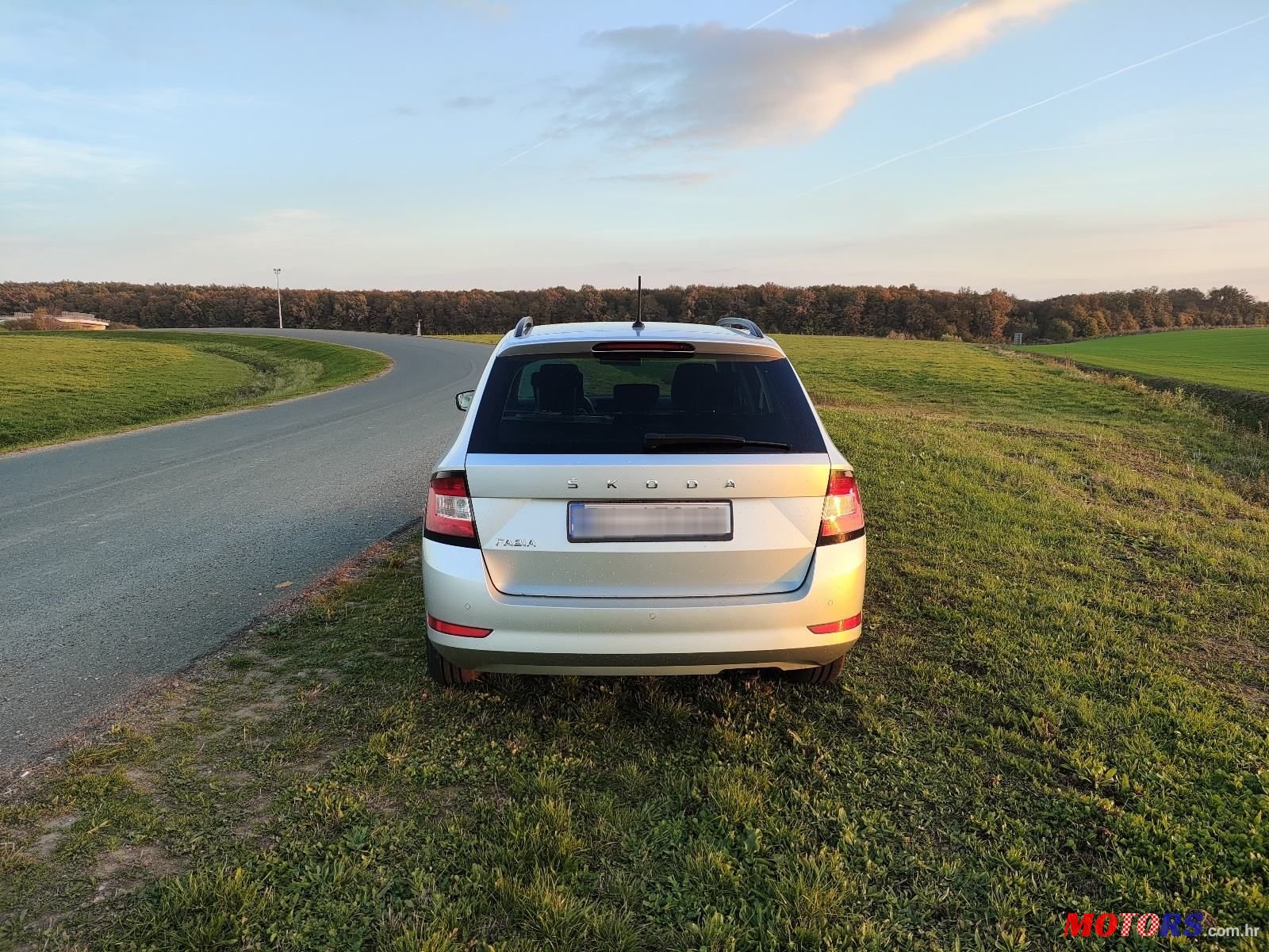 2020' Skoda Fabia Combi photo #4