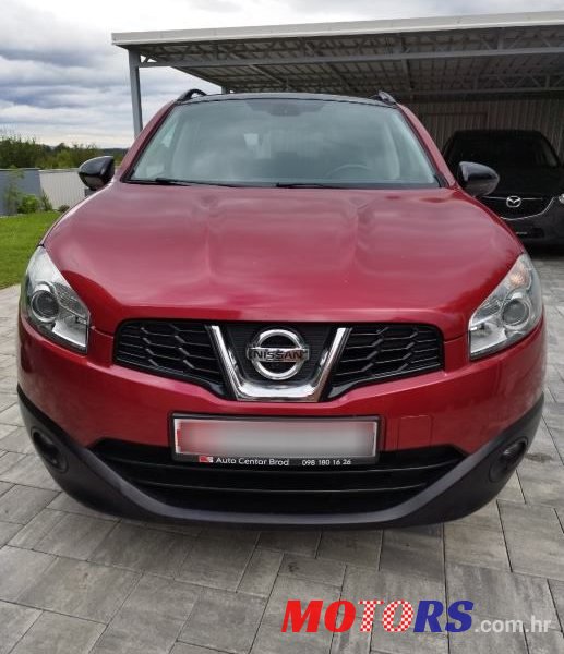 2013' Nissan Qashqai photo #2