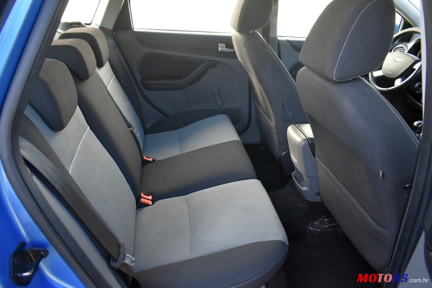 2010' Ford Focus Karavan photo #6