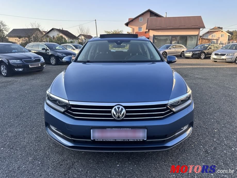 2015' Volkswagen Passat Variant photo #2