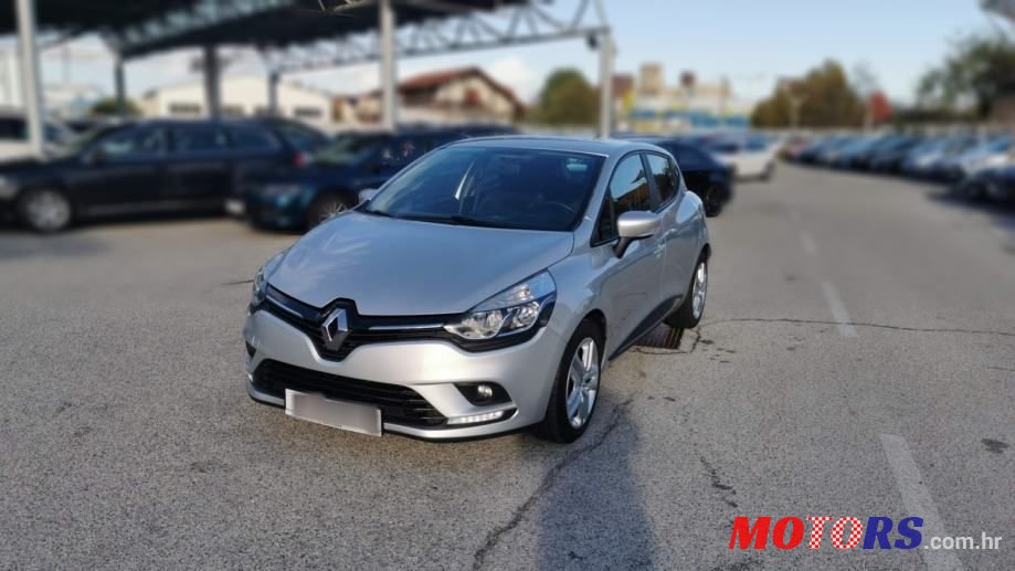 2019' Renault Clio photo #2