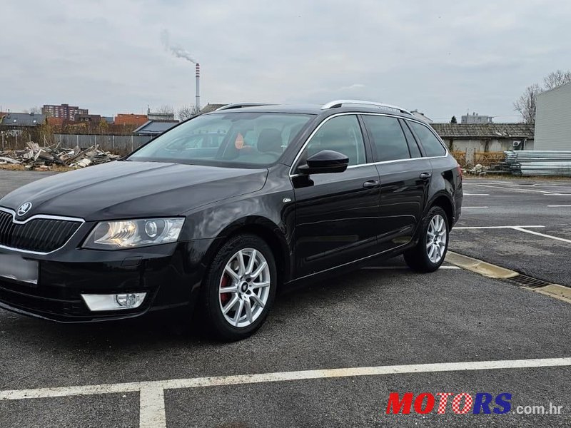 2015' Skoda Octavia Combi photo #2