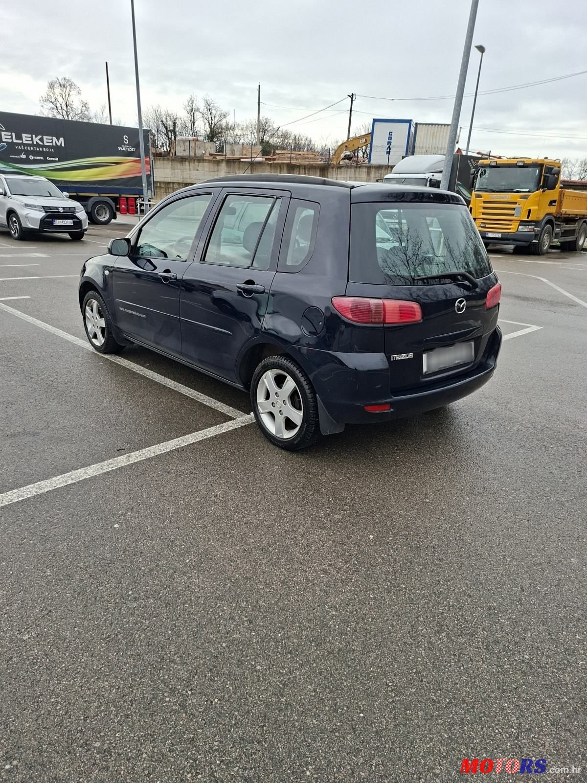 2005' Mazda 2 1.25 photo #5