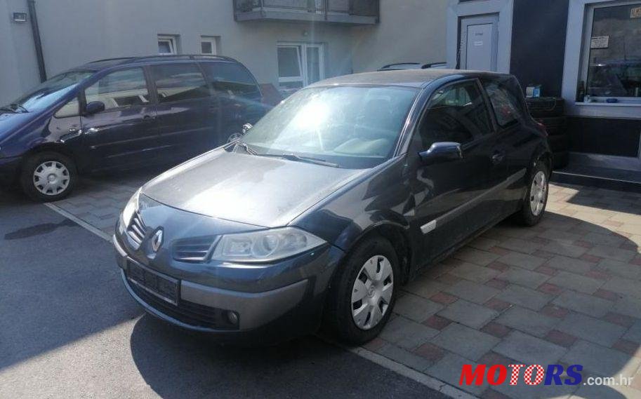2006' Renault Megane photo #2