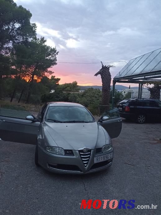 2007' Alfa Romeo GT photo #3