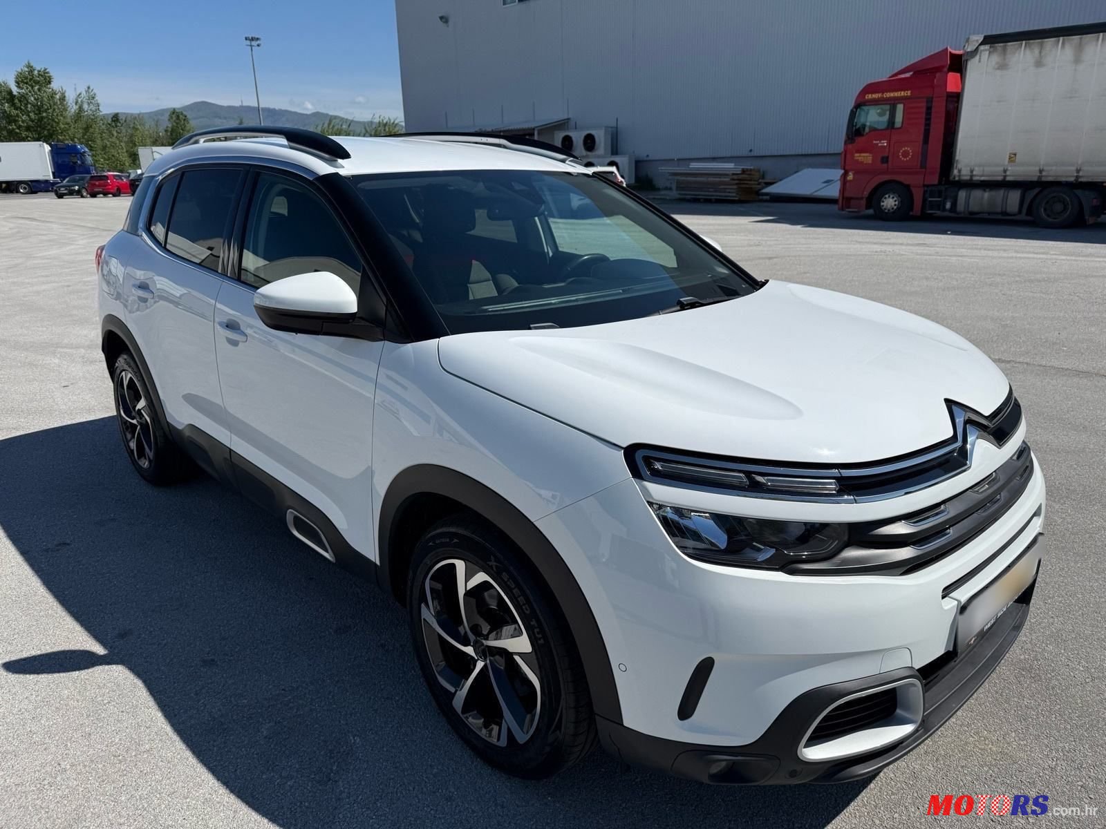 2019' Citroen C5 Aircross 1.2 photo #1