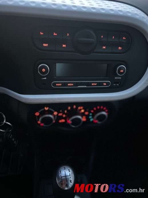 2017' Renault Twingo Sce 70 photo #6