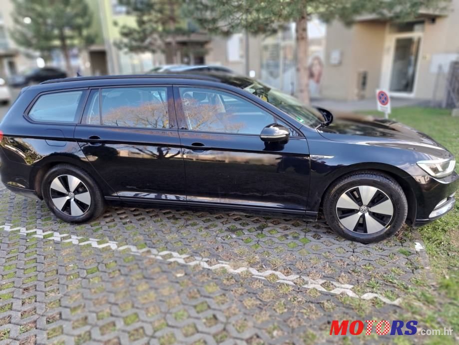 2016' Volkswagen Passat Variant photo #6