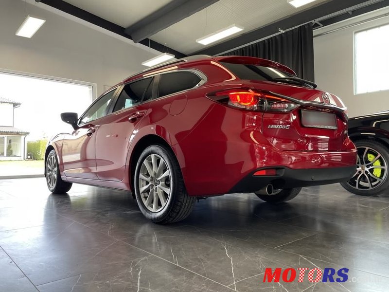 2015' Mazda 6 Sport Combi photo #4