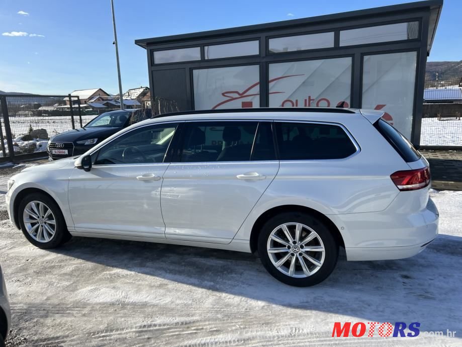 2016' Volkswagen Passat Variant photo #6