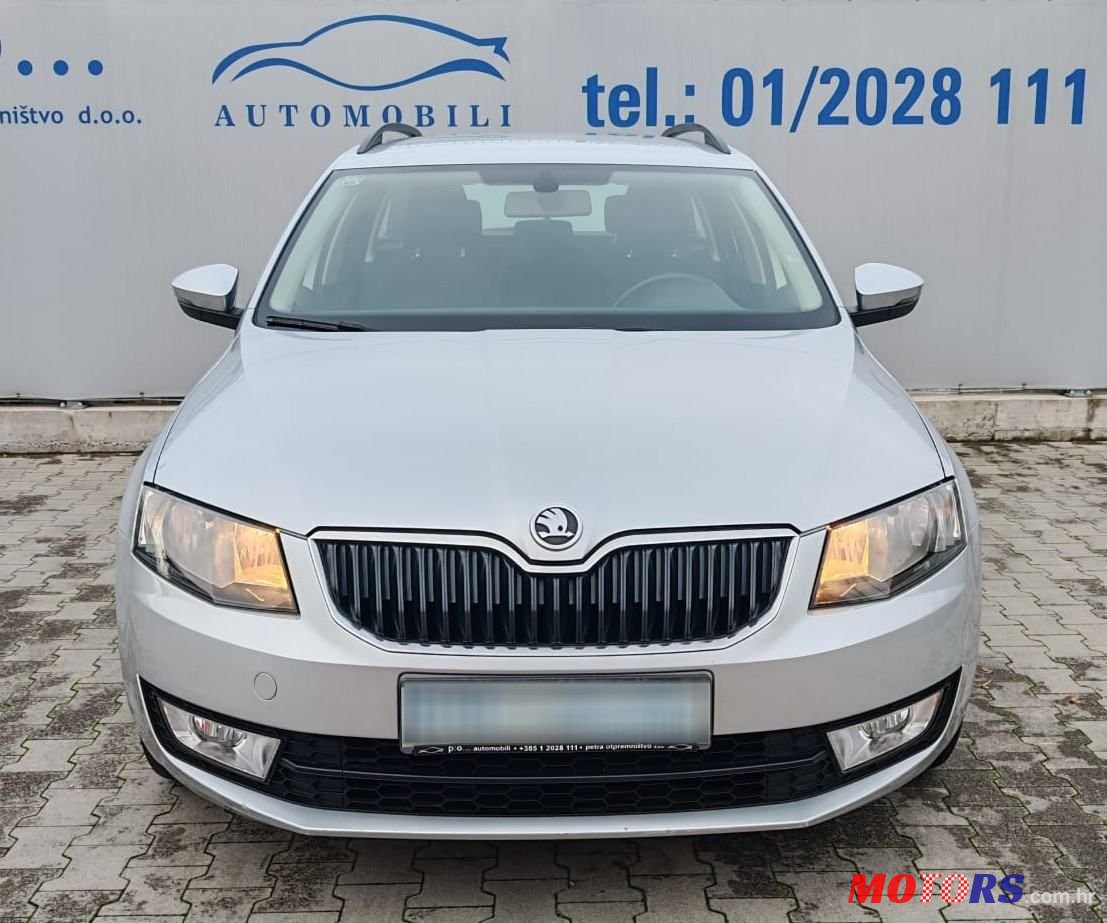 2014' Skoda Octavia Combi photo #2