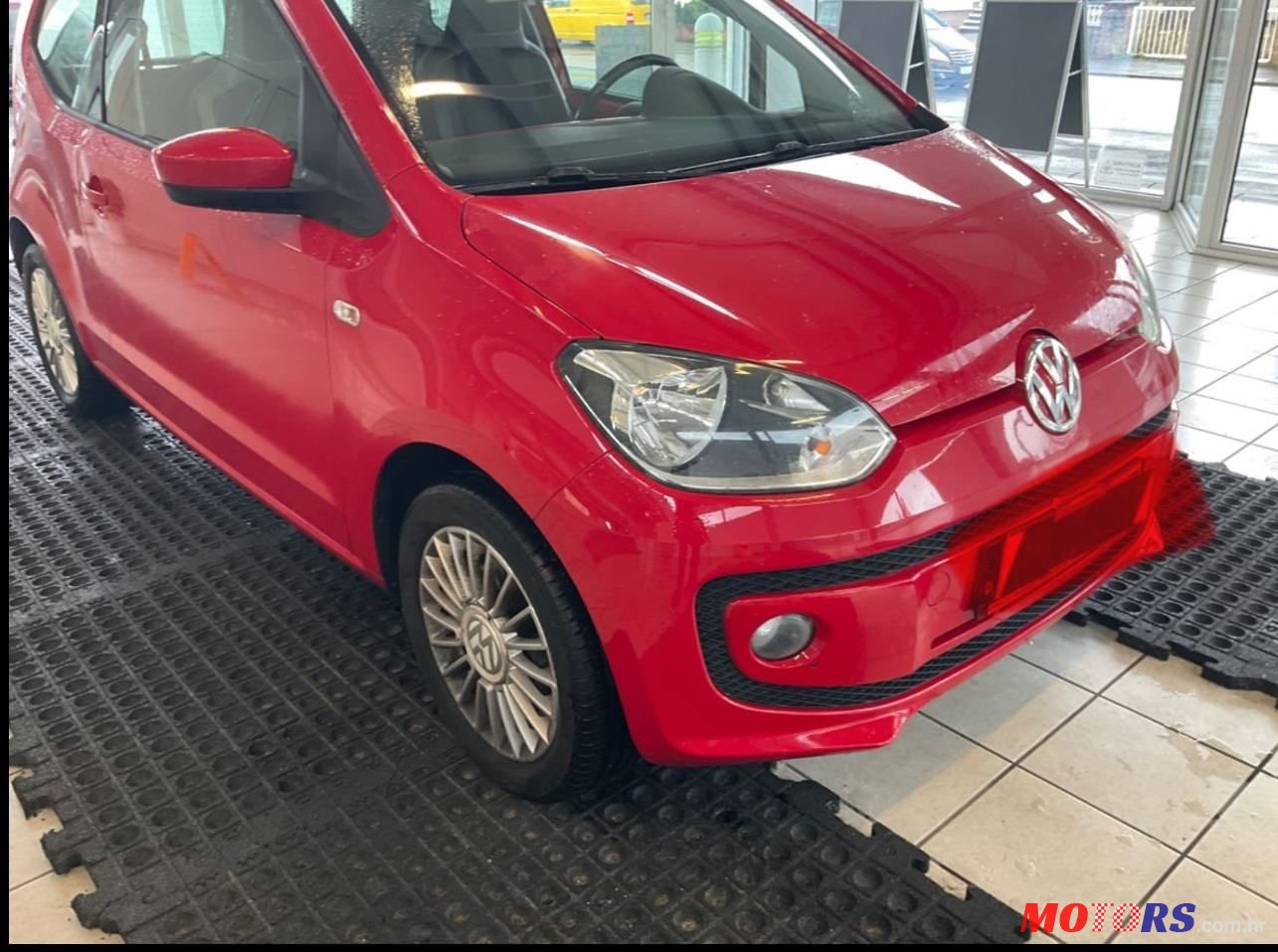 2013' Volkswagen Up! 1,0 Up! photo #3