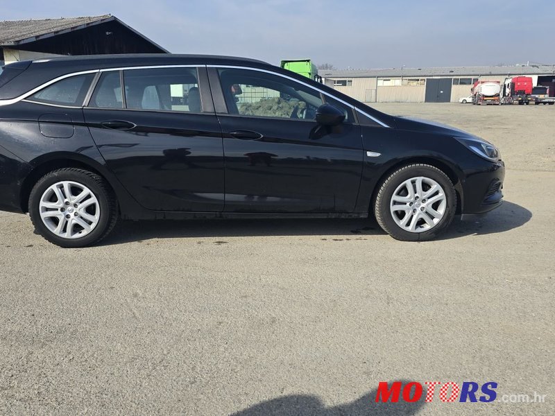 2019' Opel Astra Karavan photo #5