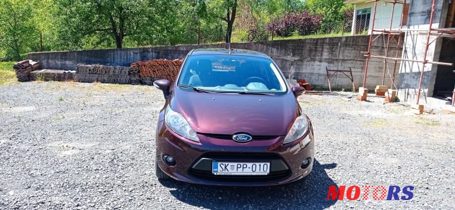 2011' Ford Fiesta photo #1