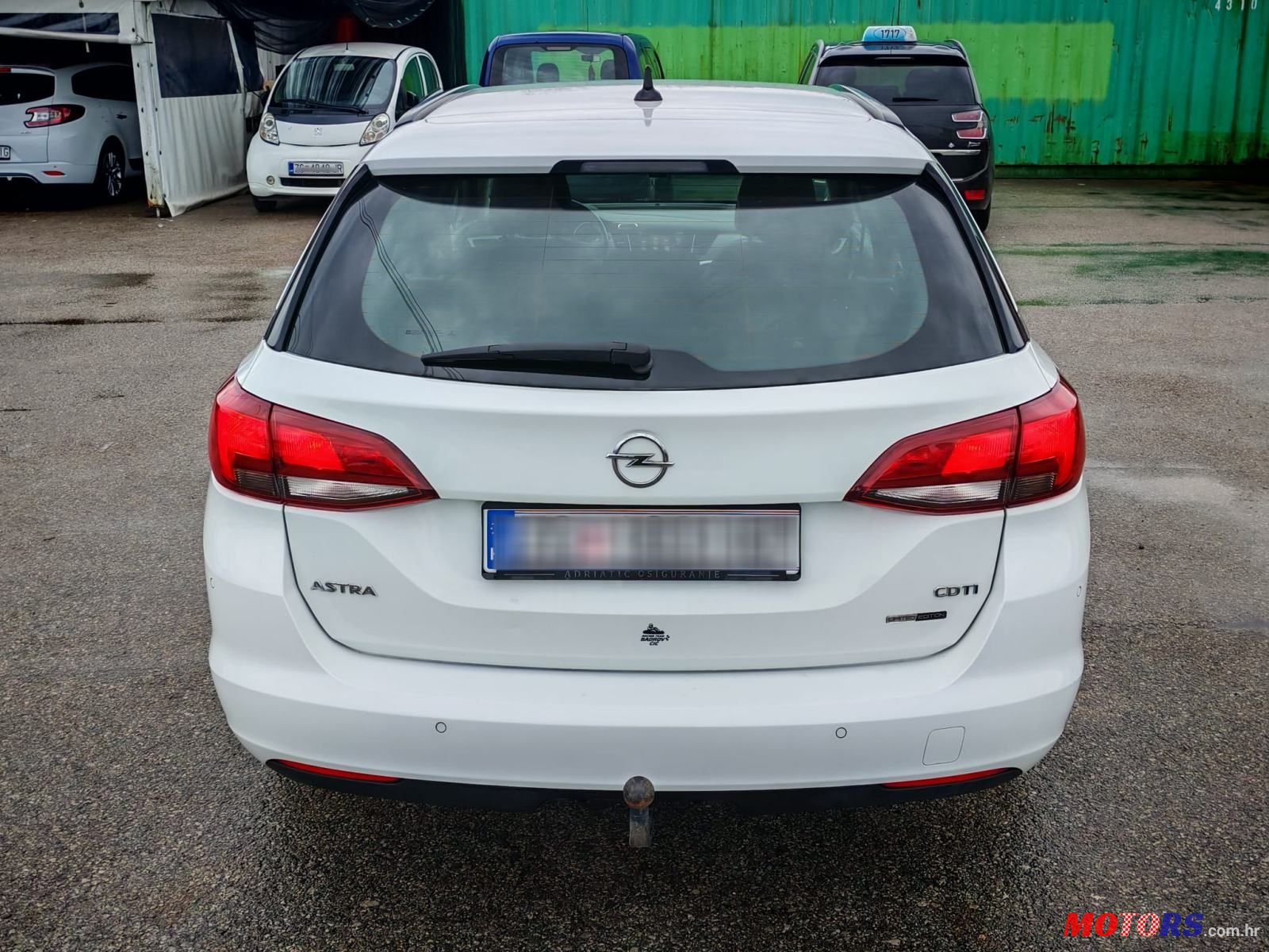 2018' Opel Astra Karavan photo #5