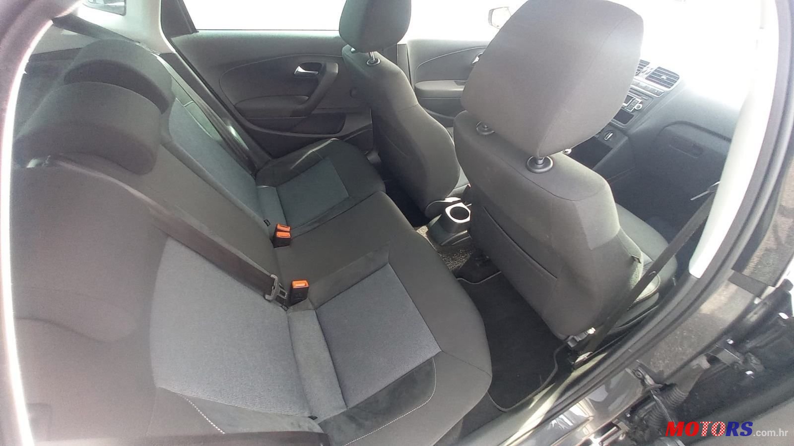 2011' Volkswagen Polo 1,6 Tdi photo #5