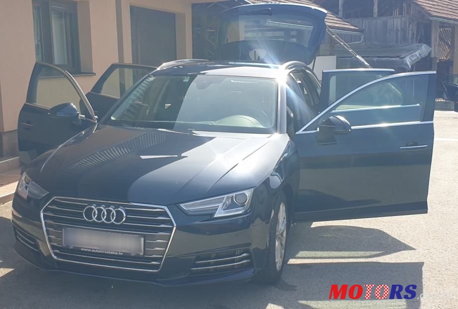 2016' Audi A4 Avant photo #5