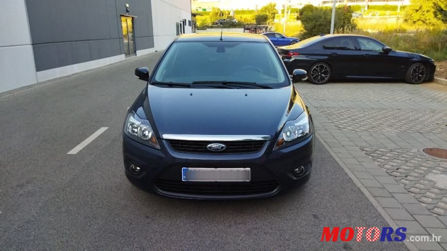 2011' Ford Focus 1,6 photo #2