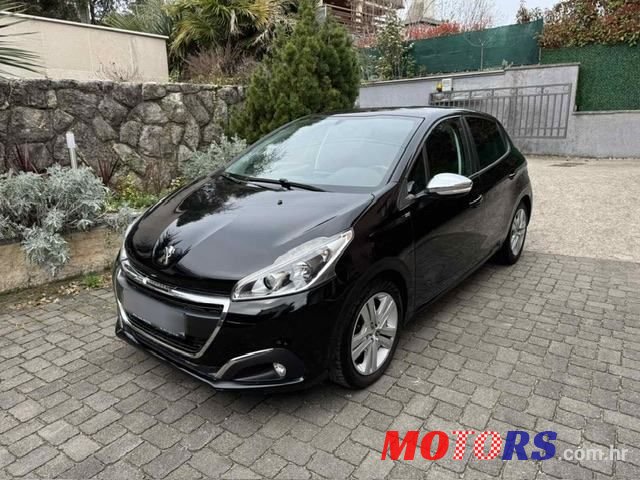 2017' Peugeot 208 1,2 Puretech photo #1
